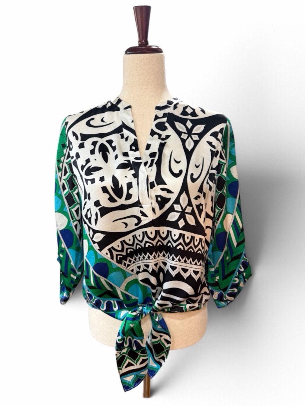 CHICO'S BLACK LABEL 100% Silk Tie-Front Blouse Geometric Print Size 0 (Small)